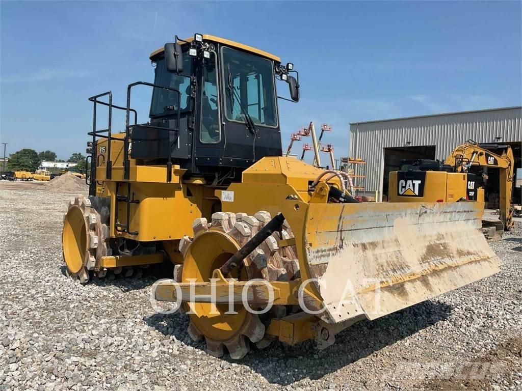 CAT 815 Уплътнители за почва
