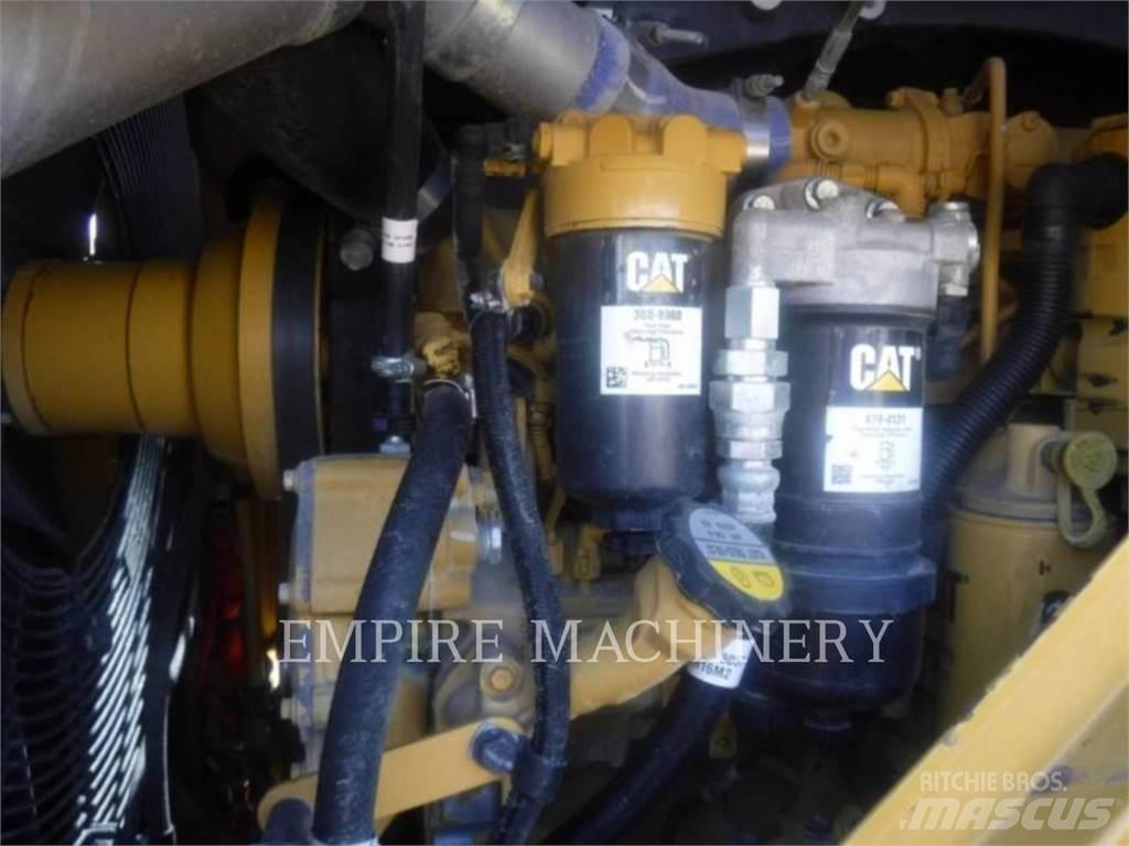 CAT 815-11 Уплътнители за почва
