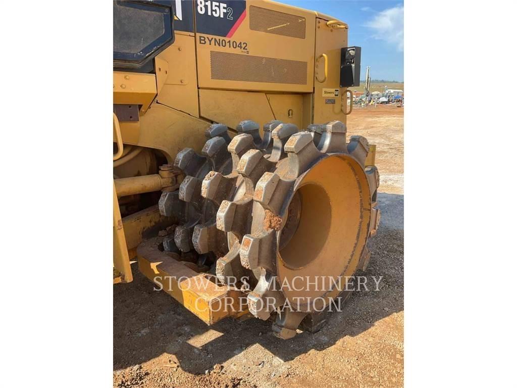 CAT 815F Уплътнители за почва
