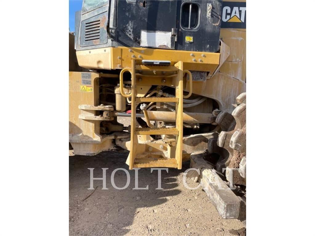CAT 815F Уплътнители за почва
