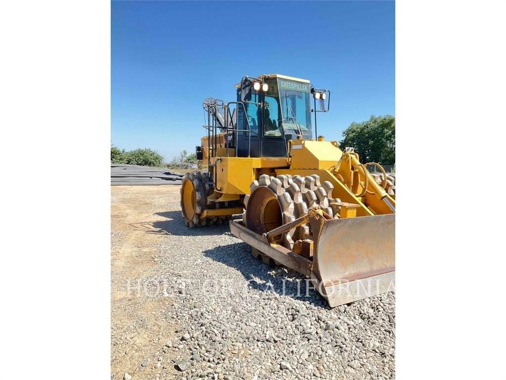 CAT 815F2 Уплътнители за почва
