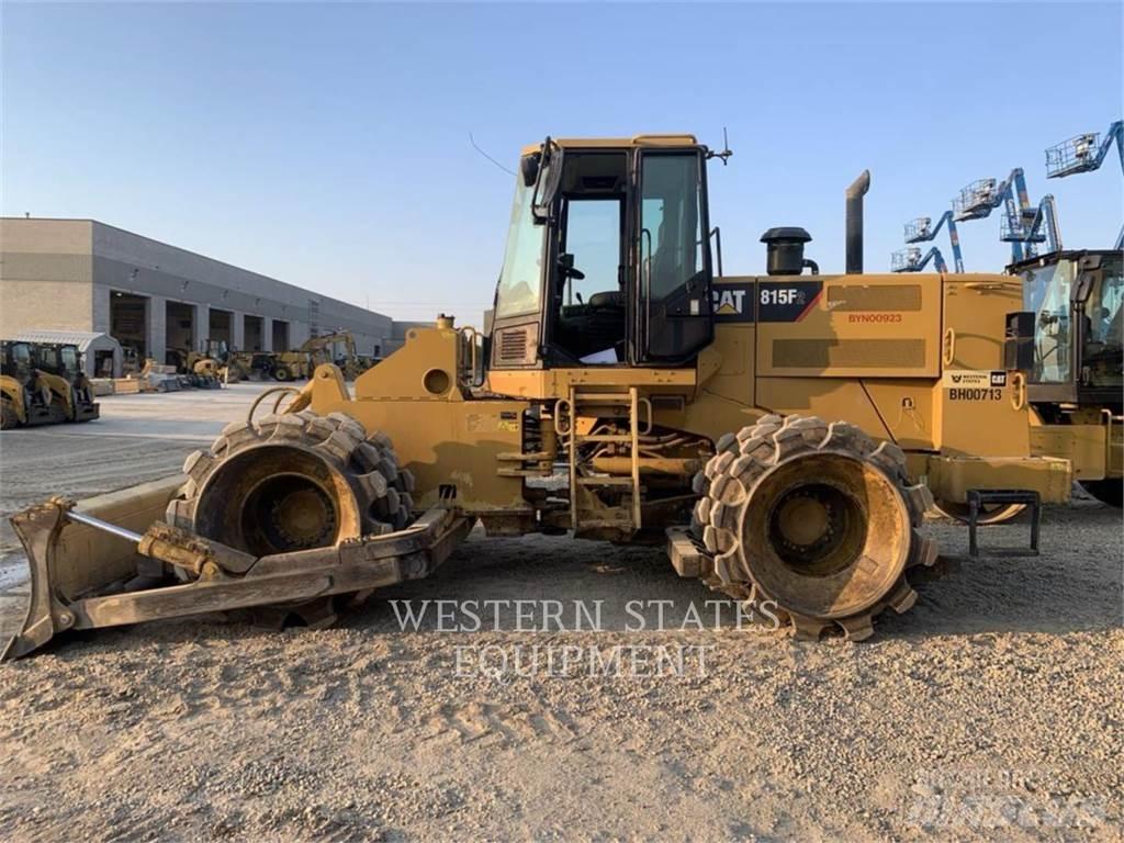 CAT 815FII Уплътнители за почва
