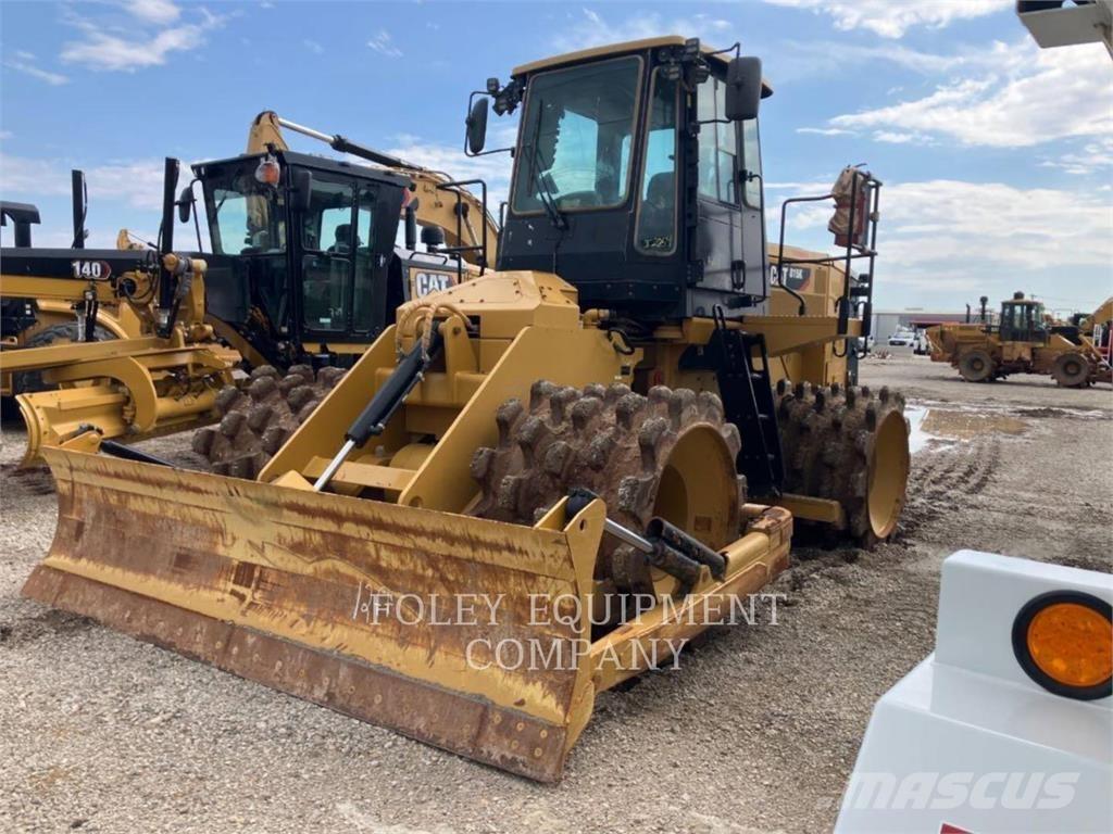 CAT 815K Уплътнители за почва
