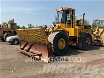 CAT 824C Колесни товарачи