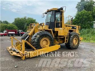 CAT 824C Колесни товарачи