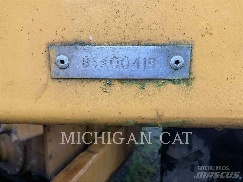 CAT 824C Колесни товарачи