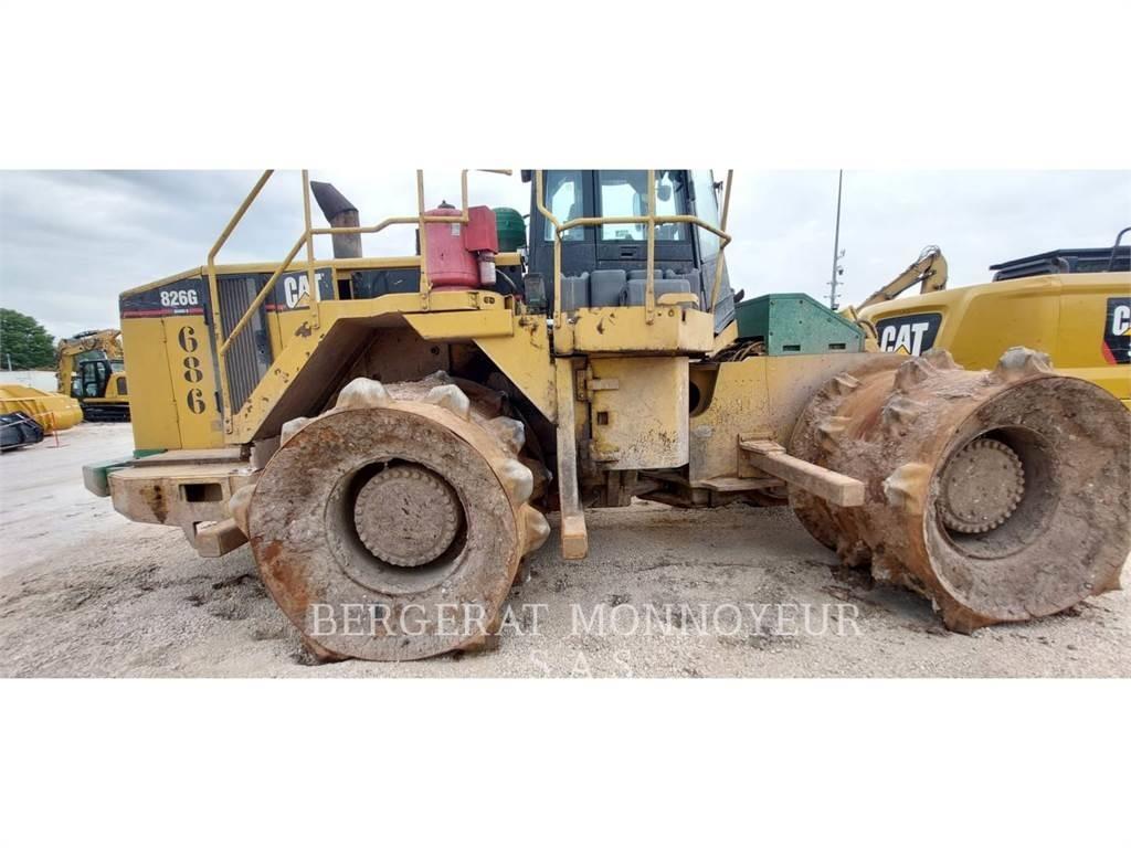 CAT 826G II Колесни булдозери
