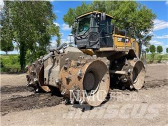CAT 826K Уплътнители за почва
