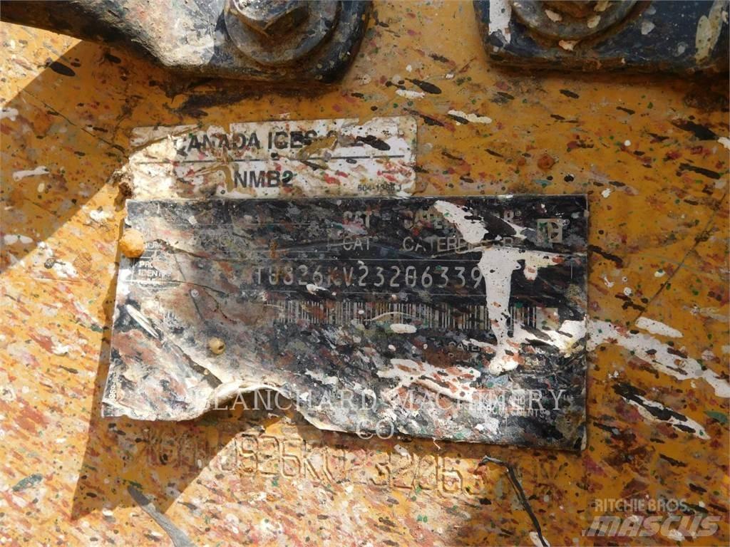 CAT 826K Уплътнители за почва
