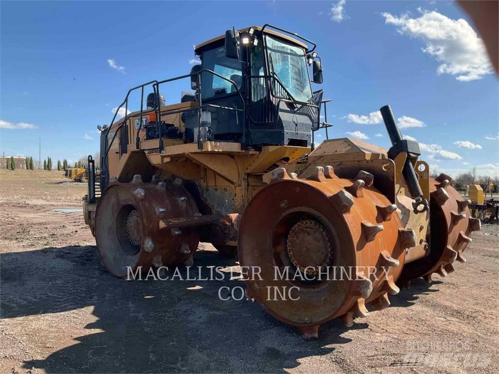 CAT 826K Уплътнители за почва
