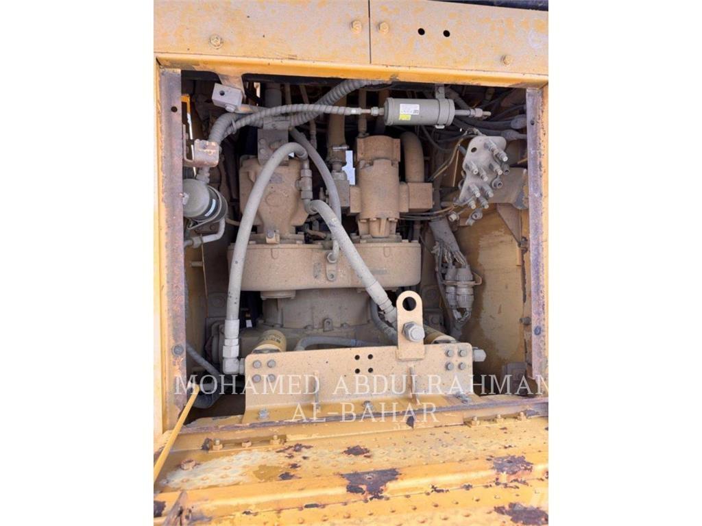 CAT 834H Колесни булдозери
