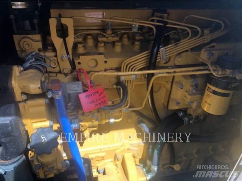 CAT 88KW Дизелови генератори
