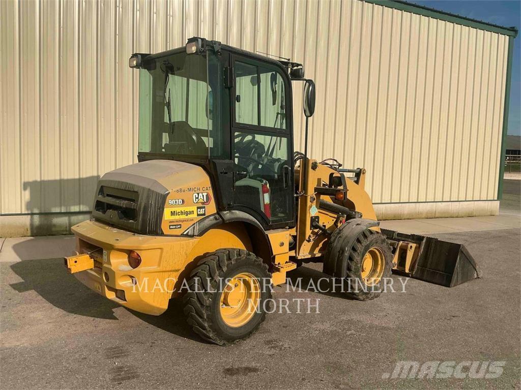 CAT 903D HARW Колесни товарачи