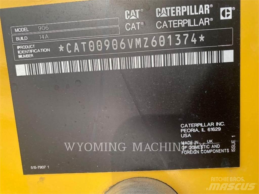 CAT 906 Колесни товарачи