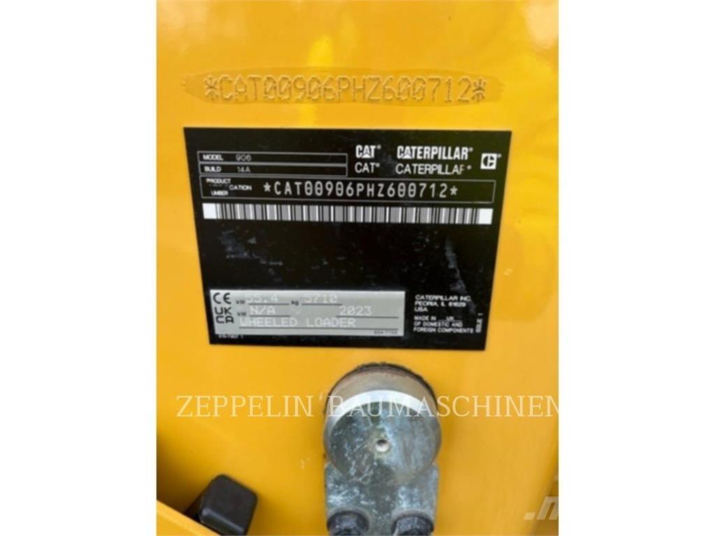 CAT 906-14 Колесни товарачи