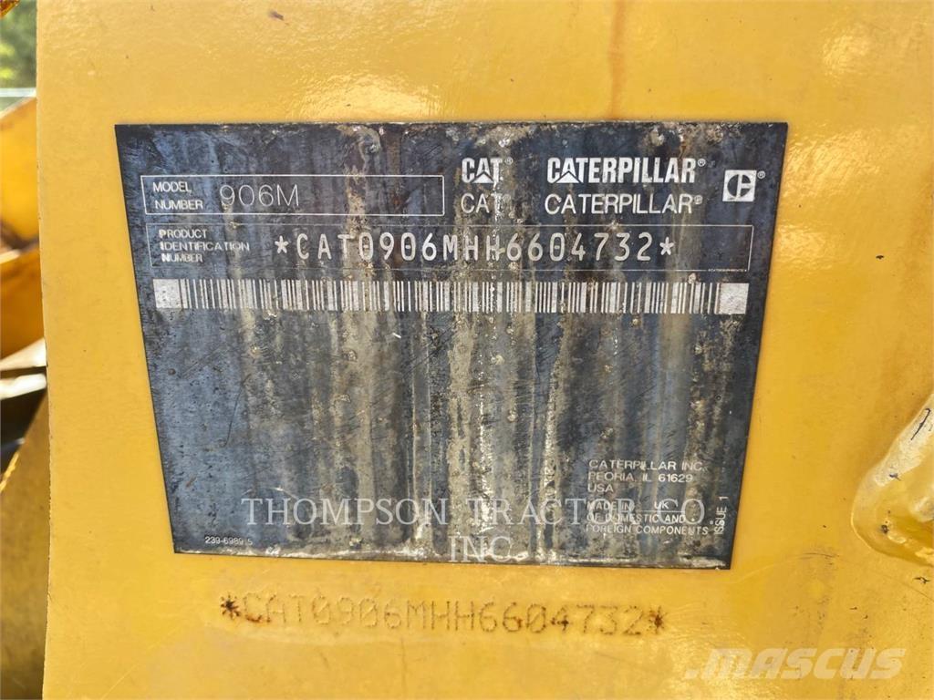 CAT 906 M Колесни товарачи