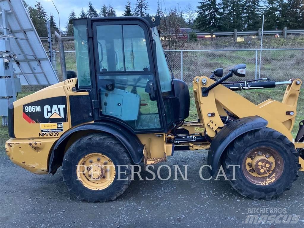 CAT 906M Колесни товарачи
