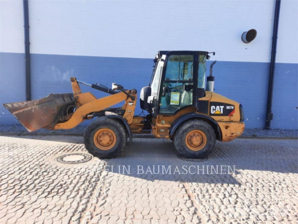 CAT 907H Колесни товарачи