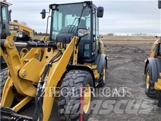 CAT 907M Колесни товарачи