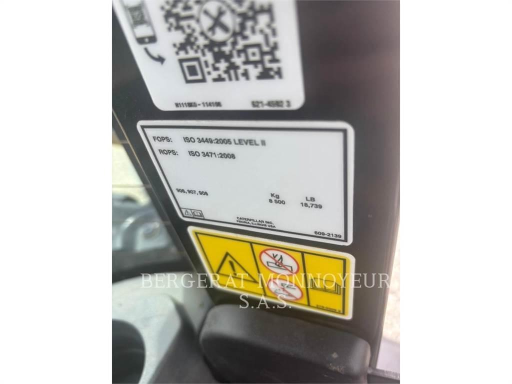 CAT 908 Колесни товарачи