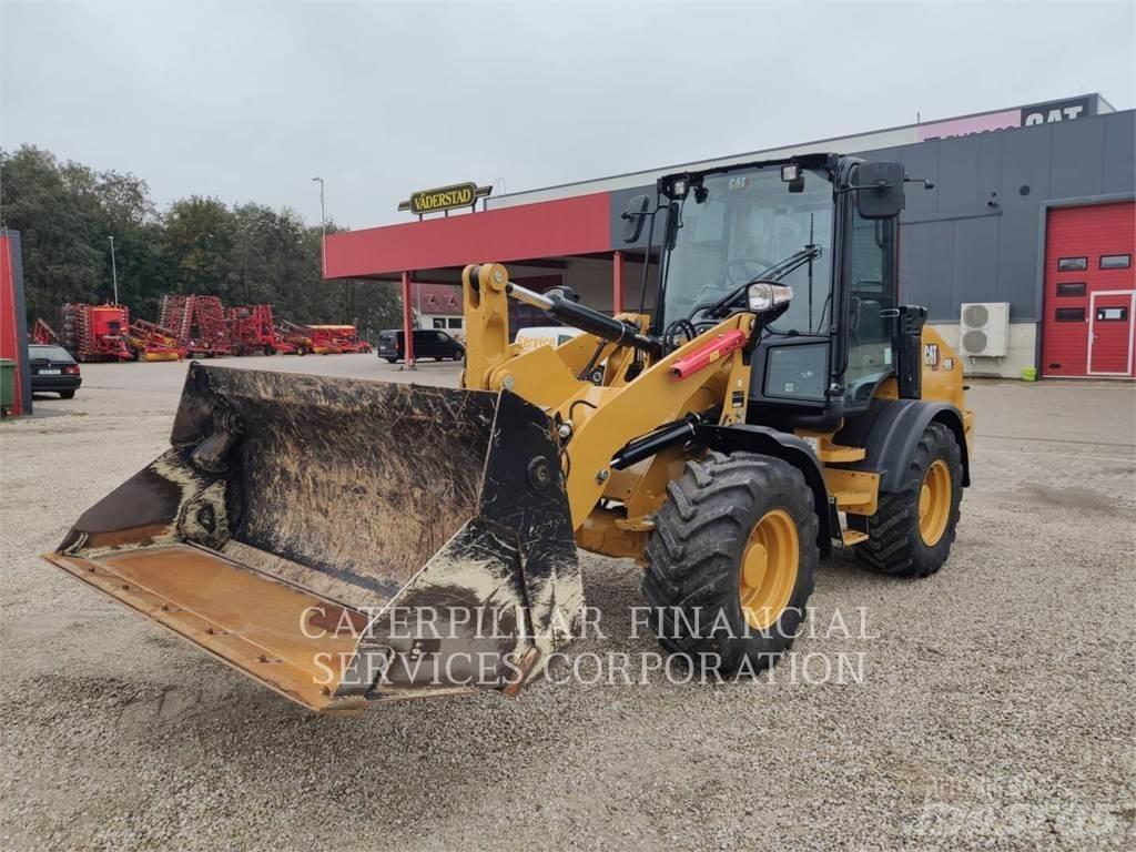 CAT 908-14 Колесни товарачи