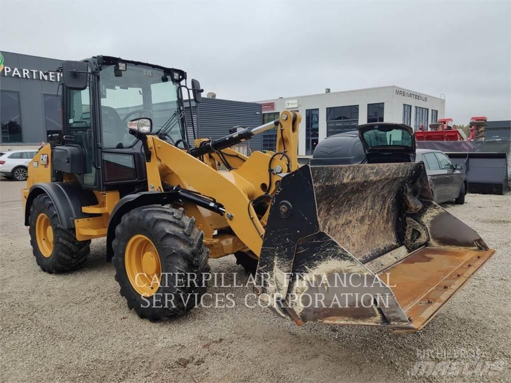 CAT 908-14 Колесни товарачи