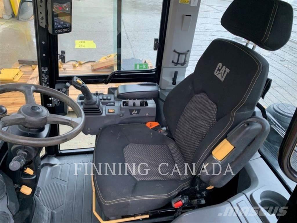 CAT 908-14 Колесни товарачи