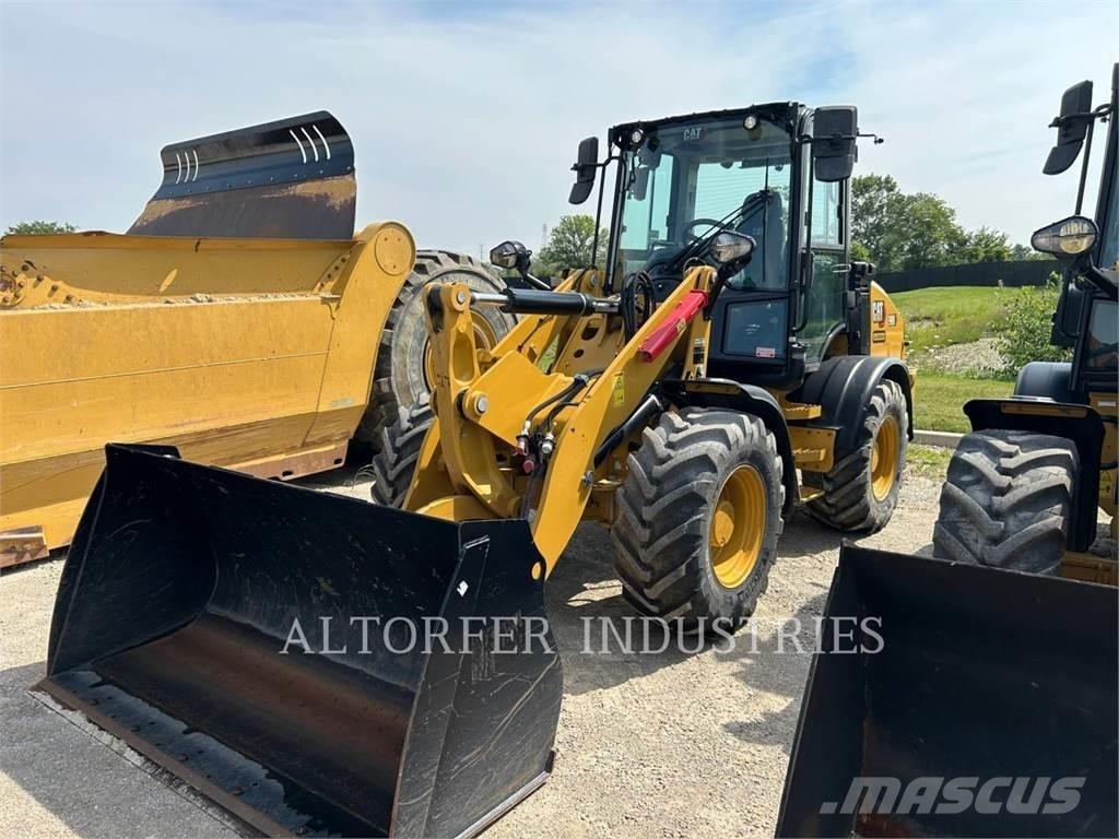 CAT 908-14 Колесни товарачи