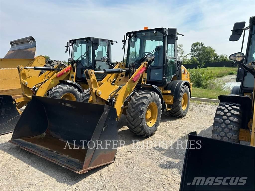 CAT 908-14 Колесни товарачи