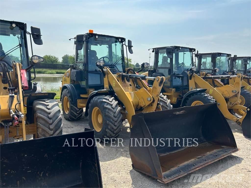 CAT 908-14 Колесни товарачи