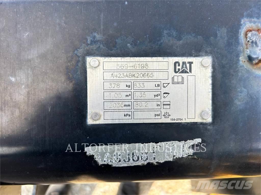 CAT 908-14 Колесни товарачи
