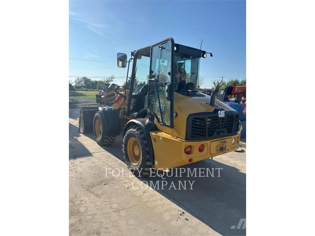 CAT 908-14 Колесни товарачи