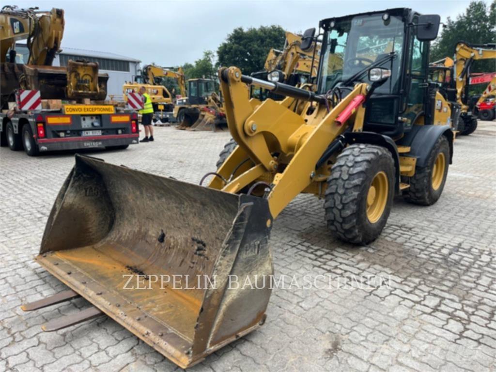 CAT 908-14 Колесни товарачи