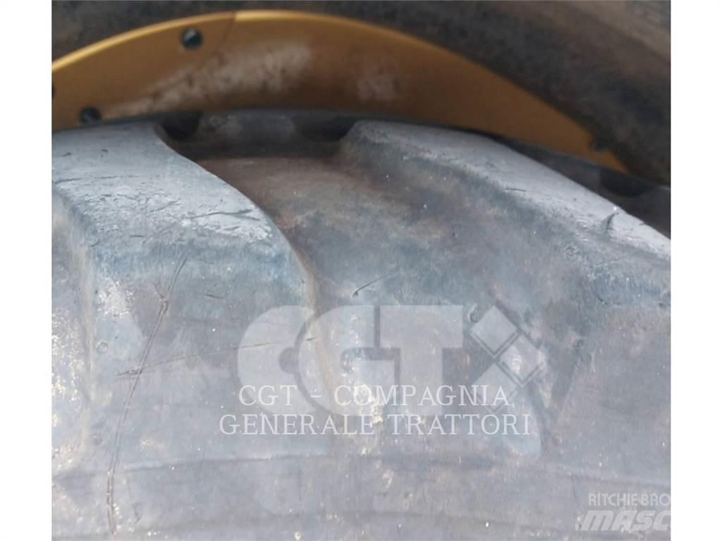 CAT 908 M Колесни товарачи