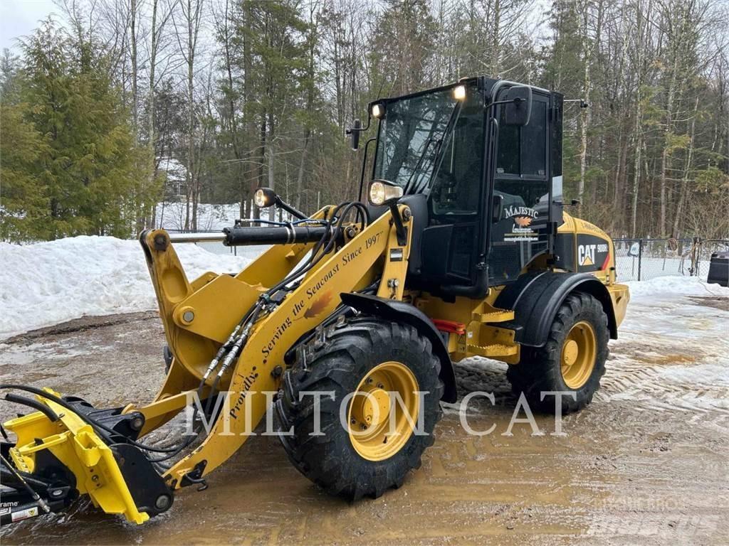 CAT 908H2 Колесни товарачи