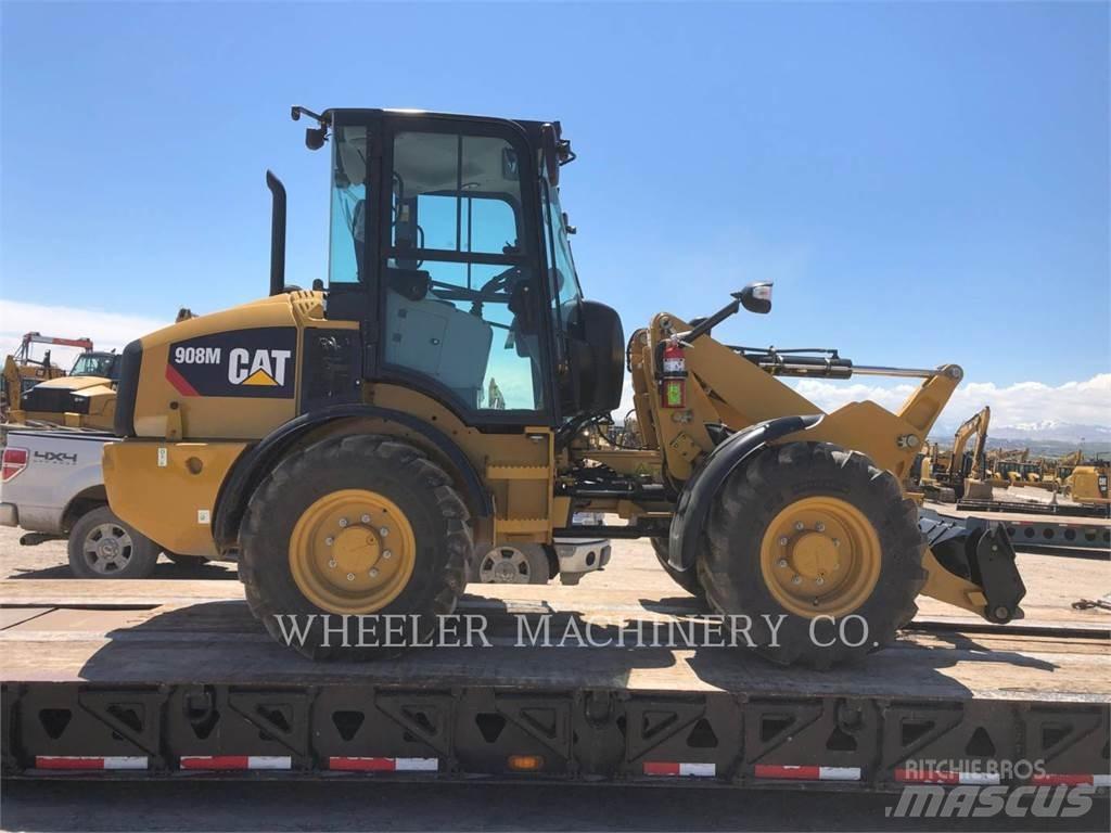 CAT 908M Колесни товарачи