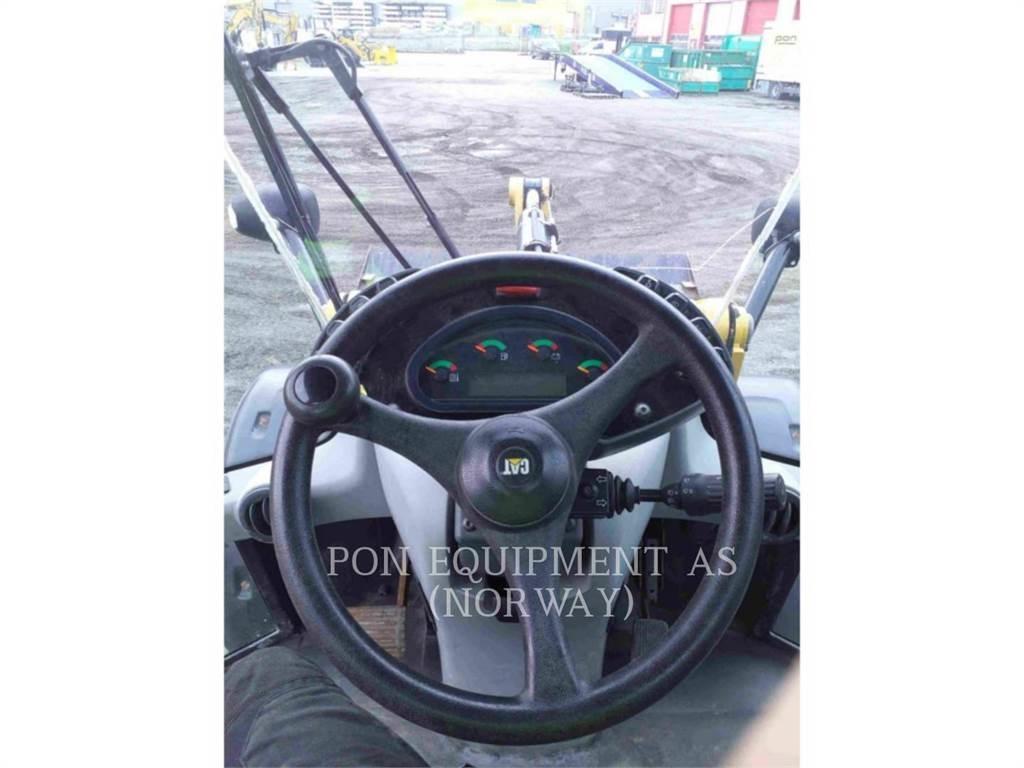 CAT 908M Колесни товарачи