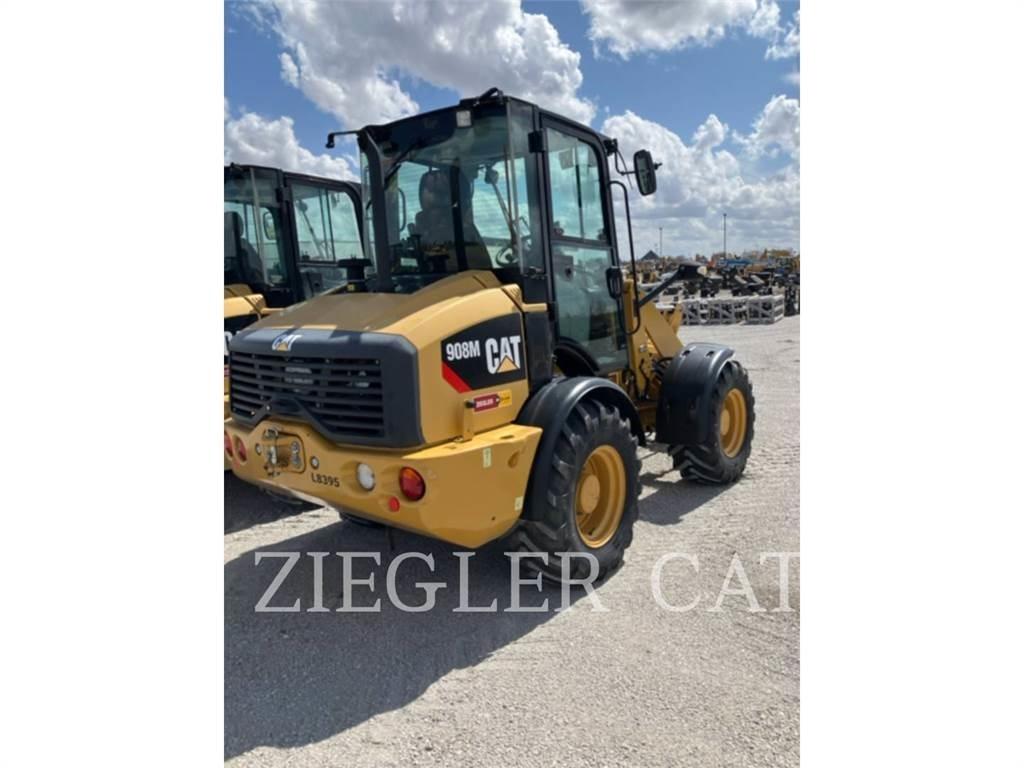 CAT 908M Колесни товарачи