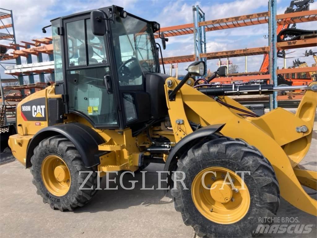 CAT 908M Колесни товарачи