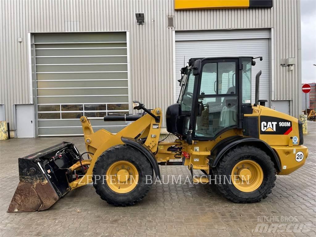 CAT 908M Колесни товарачи