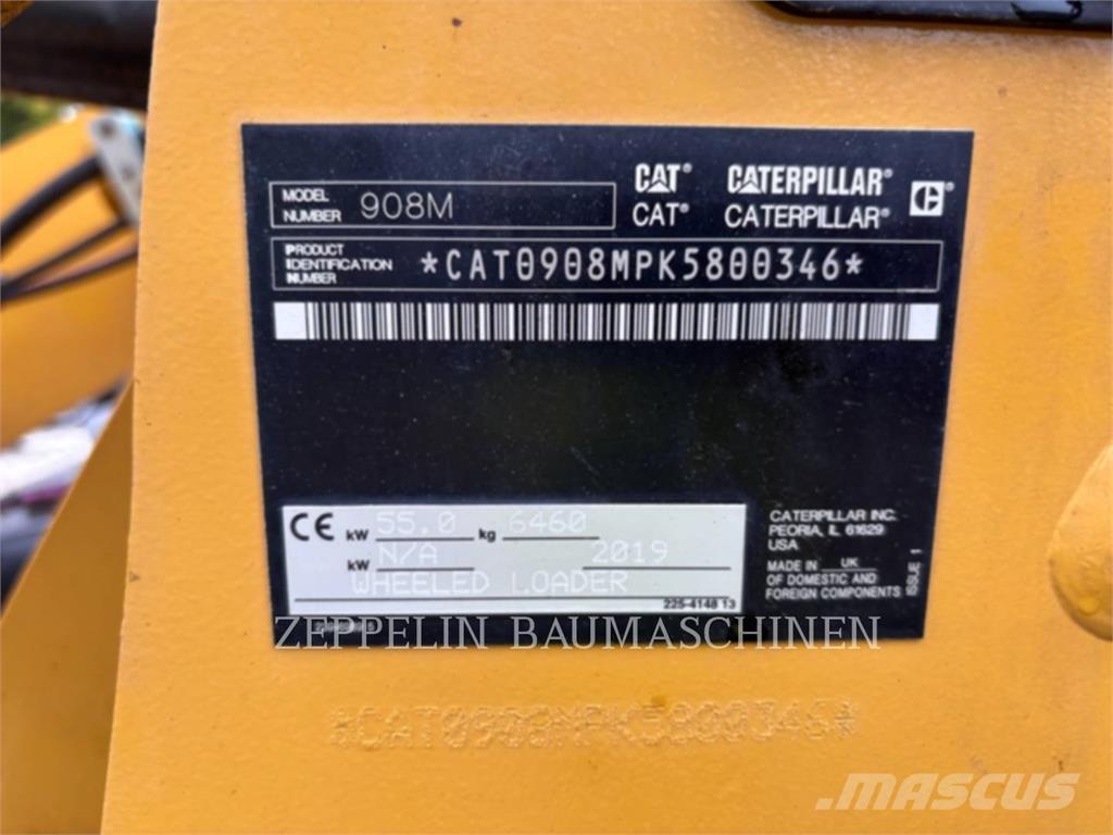 CAT 908M Колесни товарачи