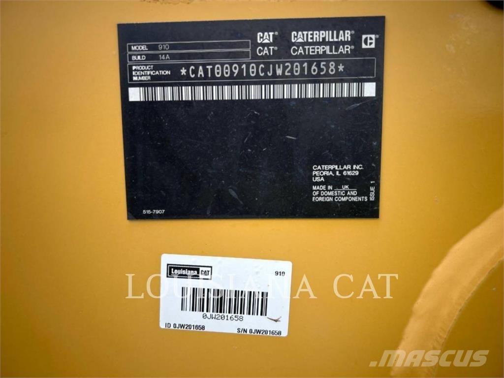 CAT 910 Колесни товарачи