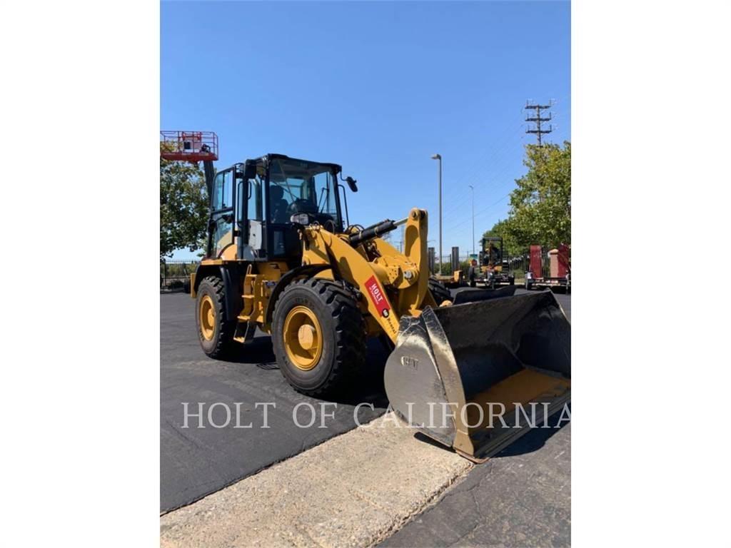 CAT 914 Колесни товарачи