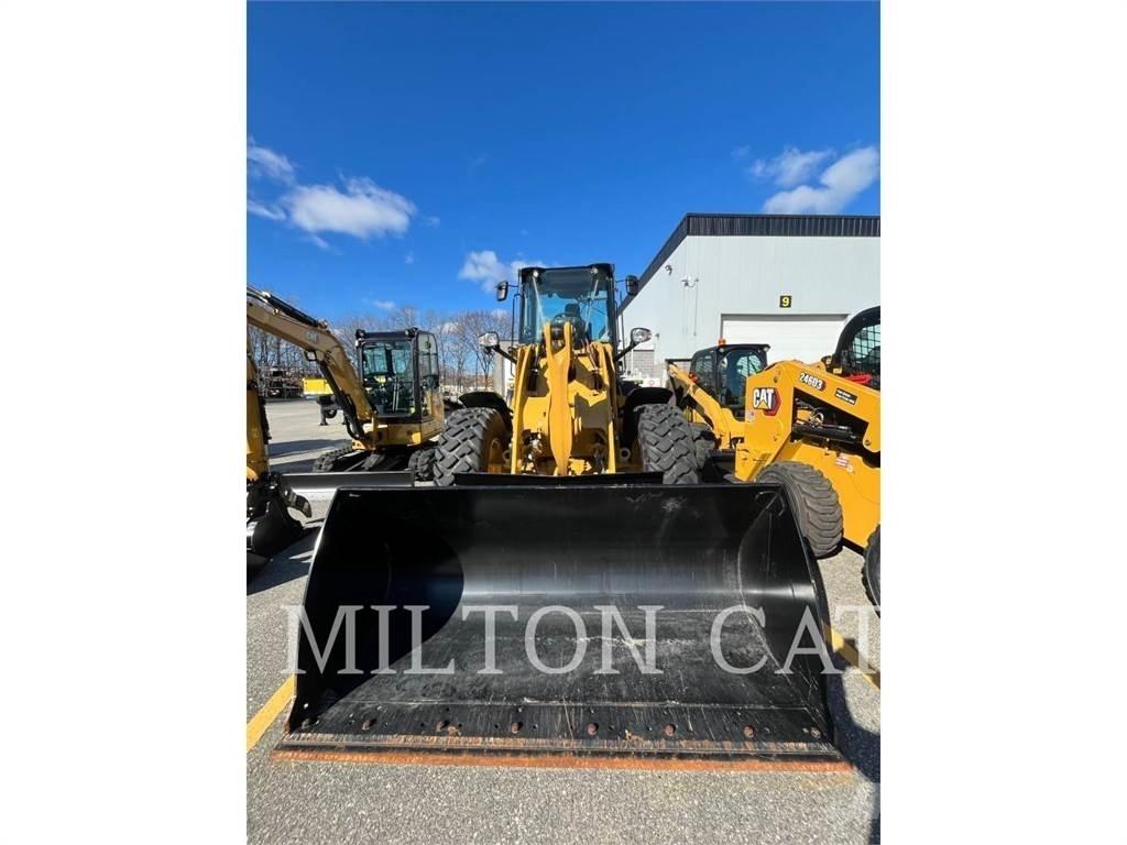 CAT 914 Колесни товарачи