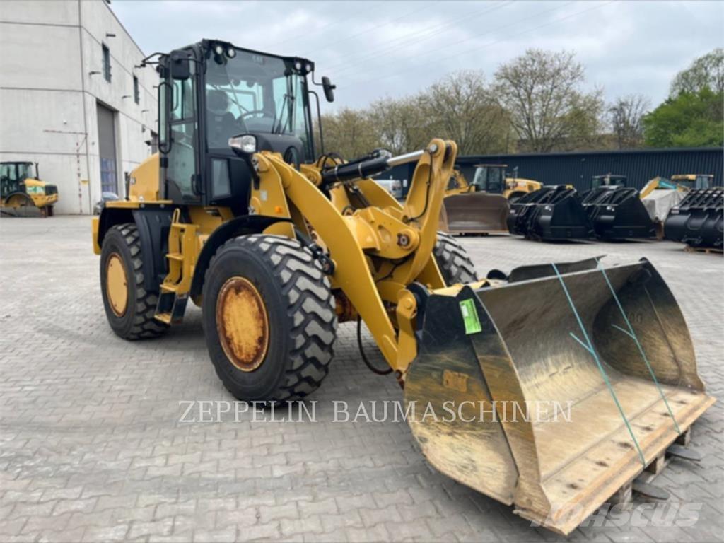 CAT 914-14A Колесни товарачи