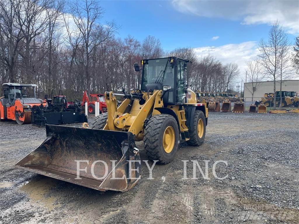 CAT 914M Колесни товарачи