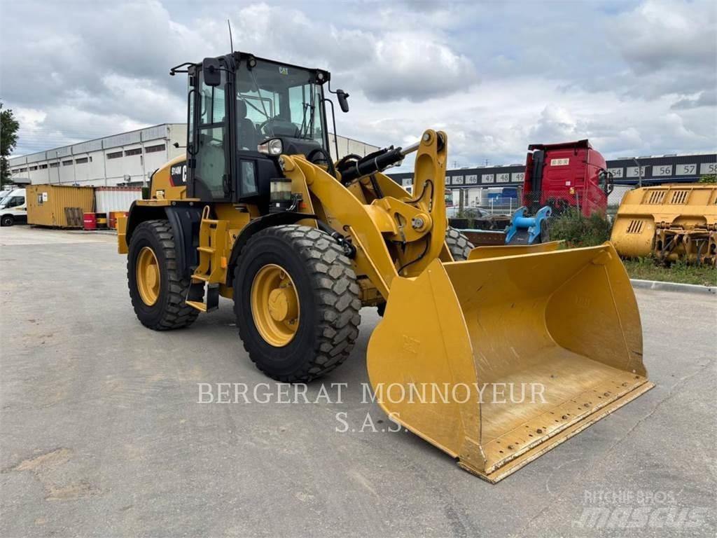 CAT 914M Колесни товарачи