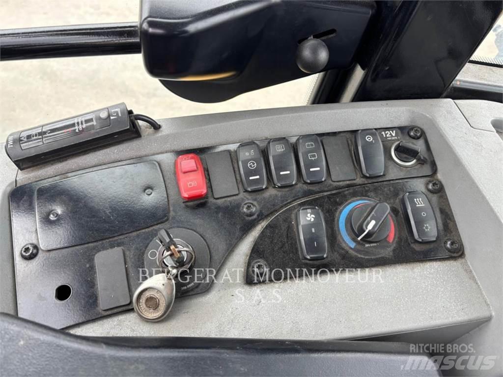 CAT 914M Колесни товарачи