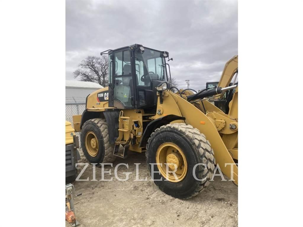 CAT 918M Колесни товарачи
