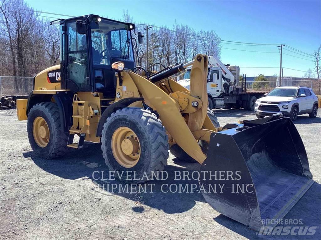 CAT 918M Колесни товарачи